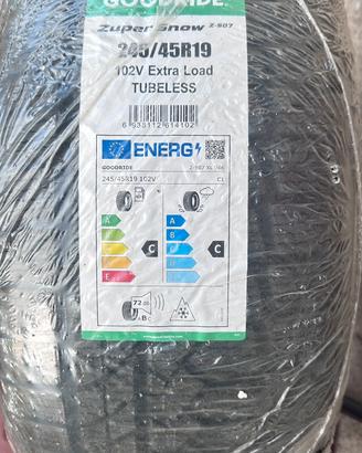 PNEUMATICI GOMME 245 45 19