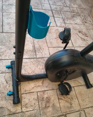 DOMYOS
Cyclette ESSENTIAL EB 120 04