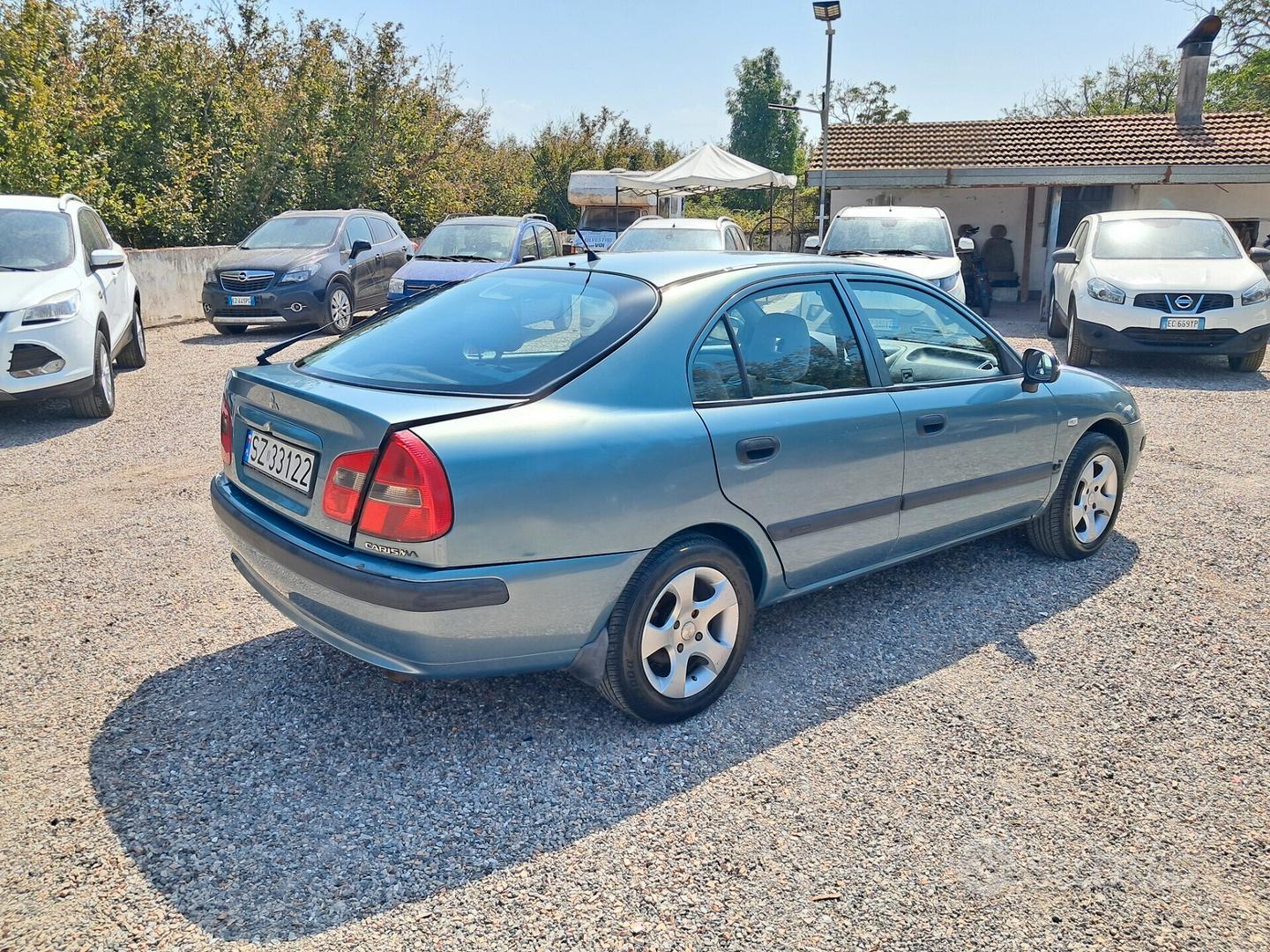 Mitsubishi Carisma 2004 photo 4