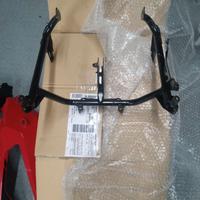carena telaietto Honda x-adv 750
