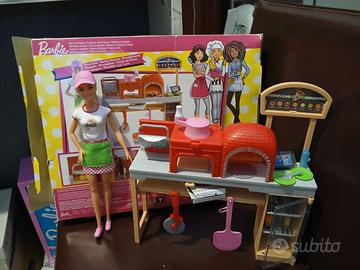Barbie pizza chef