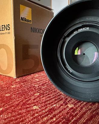 Nikon AF-D 28mm f2.8 + 50 mm f1.8 completi