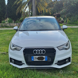 Audi A1 1.6 TDI S tronic Attraction S line