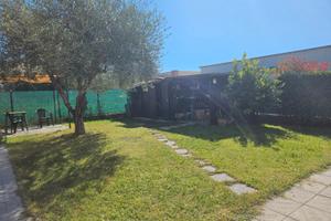 Indipendente con giardino