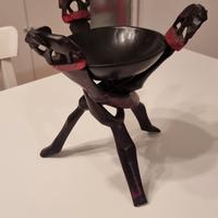 etnico ebano treppiede con elefanti e ciotola