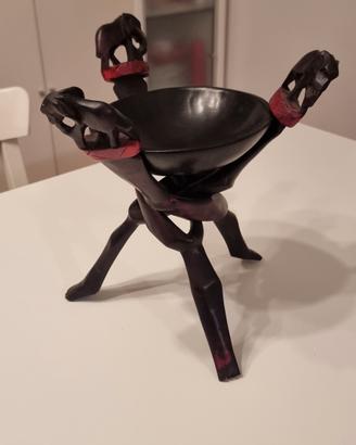 etnico ebano treppiede con elefanti e ciotola