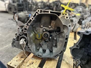 HR16 CAMBIO MANUALE NISSAN QASHQAI 1.6 BENZINA 5M