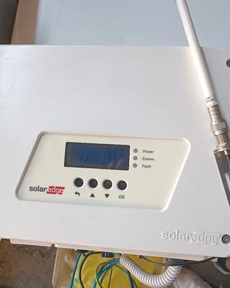 inverter fotovoltaico SolarEdge SE3000H