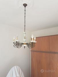 Lampadario camera.