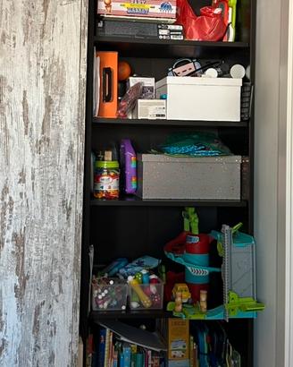 Libreria besta con elemento top con anta e cassett