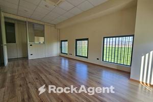 MULTILOCALE USO UFFICIO