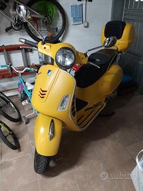 vespa gts 300