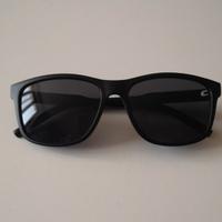 Occhiali da sole neri