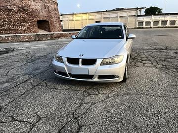 BMW SERIE 3 320D