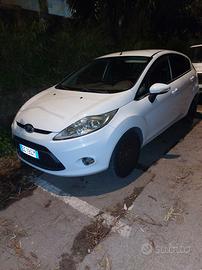 FORD Fiesta 6ª serie - 2010