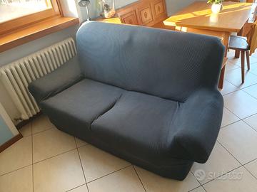 Divano 2 posti