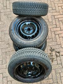 4 Michelin Alpin A4 175/65 R14 + cerchi acciaio