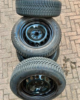 4 Michelin Alpin A4 175/65 R14 + cerchi acciaio