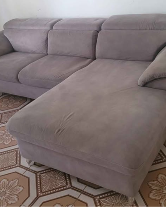 Divano con chaise longue