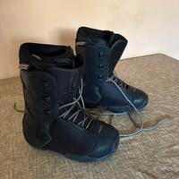 Scarponi da snowboard con borda per scarponi