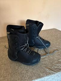 Scarponi da snowboard con borda per scarponi