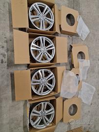 4 cerchi in lega originali audi da 18"