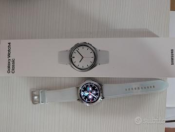 Samsung Galaxy Watch 4 Classic 