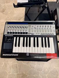 NOVATION SL25 MKII