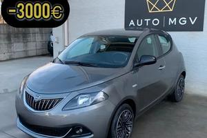Lancia Ypsilon 1.0 FireFly 5 porte S&S Hybrid Gold