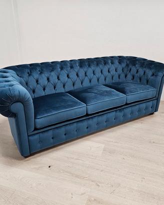 Divano Chesterfield 3 Posti in Velluto Blu
