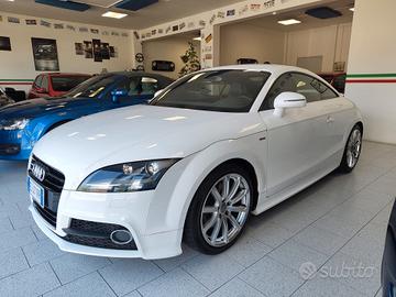Audi TT Coupé 2.0 TFSI 211CV S LINE