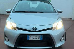Toyota Yaris Hybrid 1.5 active