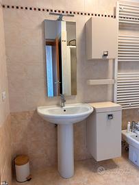 Mobiletto bagno in 3 parti