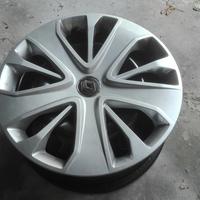 4 cerchi 15" con copricerchi originali Renault