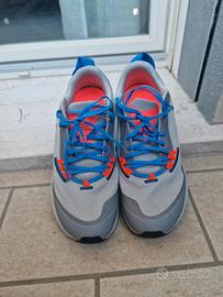 scarpe sportive 