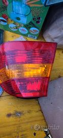 faro posteriore bmw 320