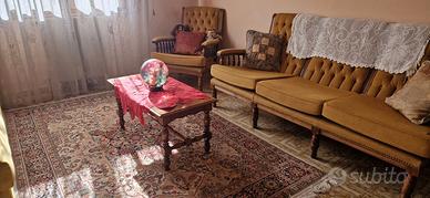 Salotto stile vintage/classico