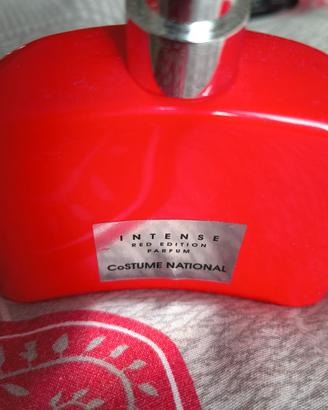 intense costume National 