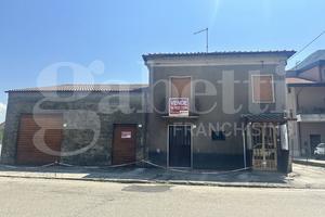 Casa Indipendente Volturara Irpina