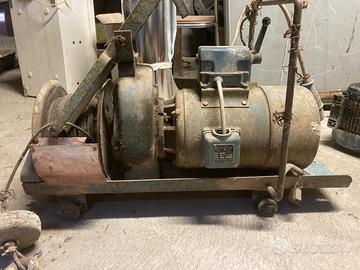 montacarichi elettrico 220 anni 80