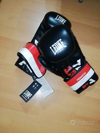 Guantoni da boxe leone