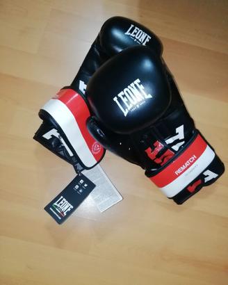 Guantoni da boxe leone