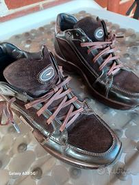 scarponcini camoscio e pelle lucida