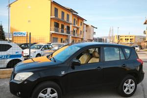 Toyota RAV 4 RAV4 2.2 D-4D 136 CV