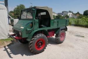 MERCEDES-BENZ UNIMOG 411