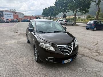 Lancia Ypsilon 1.3 MJT Gold