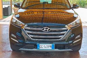 HYUNDAI TUCSON 1.7 XPOSSIBLE  DCT