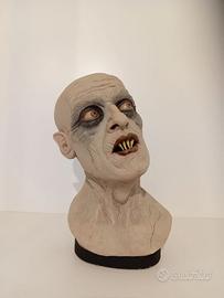 Busto conte Orlok terracotta fatta a mano