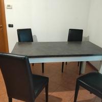 Tavolo allungabile e 4 sedie Scavolini