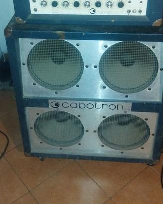 Amplificatore con casse per chitarra clabroton
